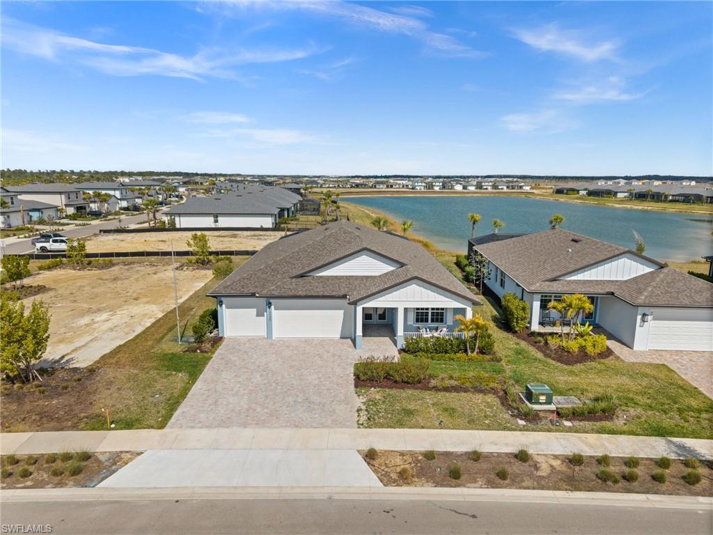 CREEKSIDE RUN - Residential