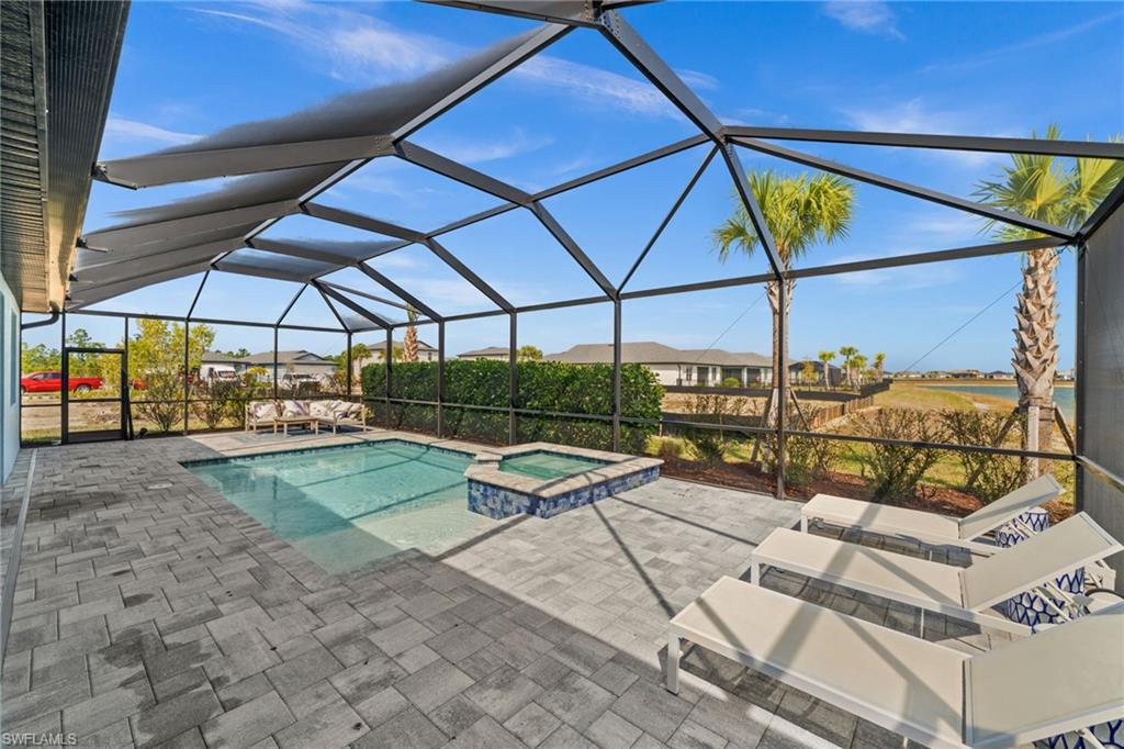 CREEKSIDE RUN - Residential