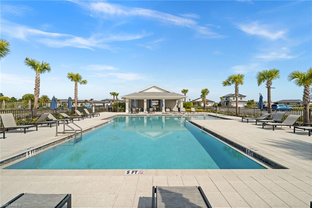 CREEKSIDE RUN - Residential