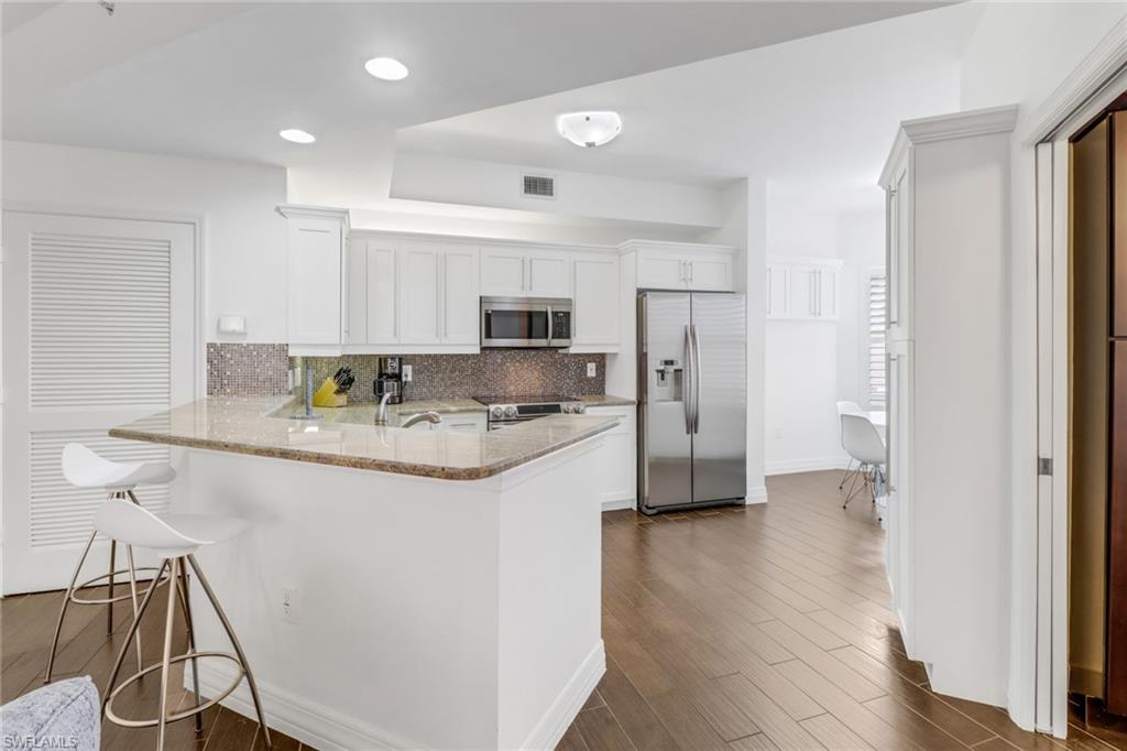 BAYFRONT - Residential Lease