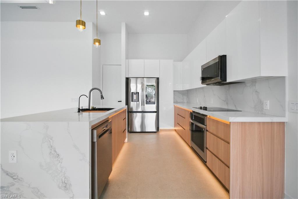 PORT CHARLOTTE - Residential