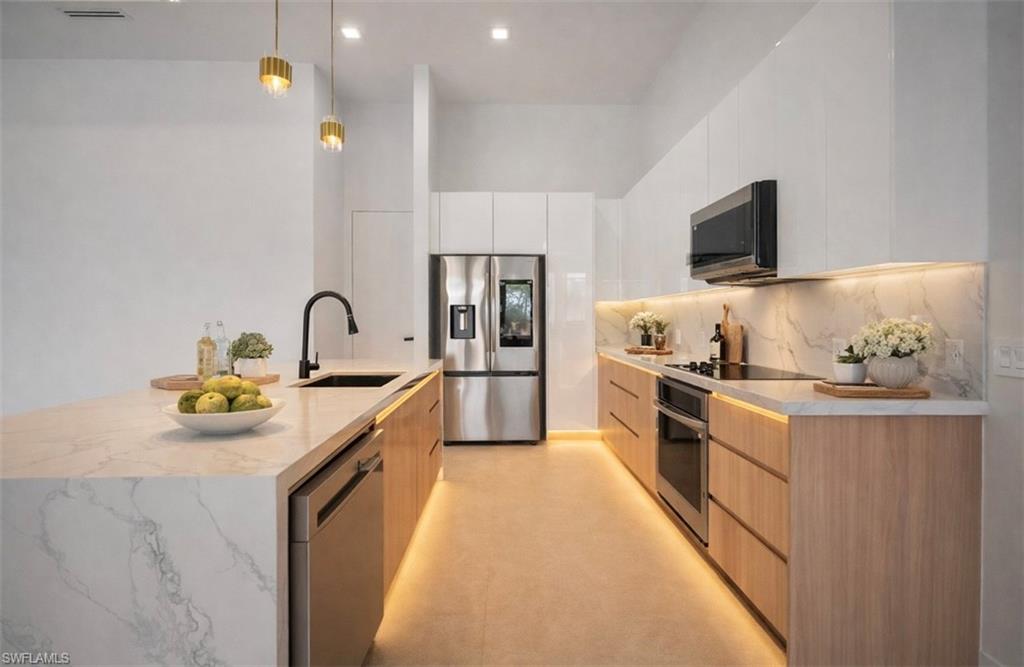 PORT CHARLOTTE - Residential