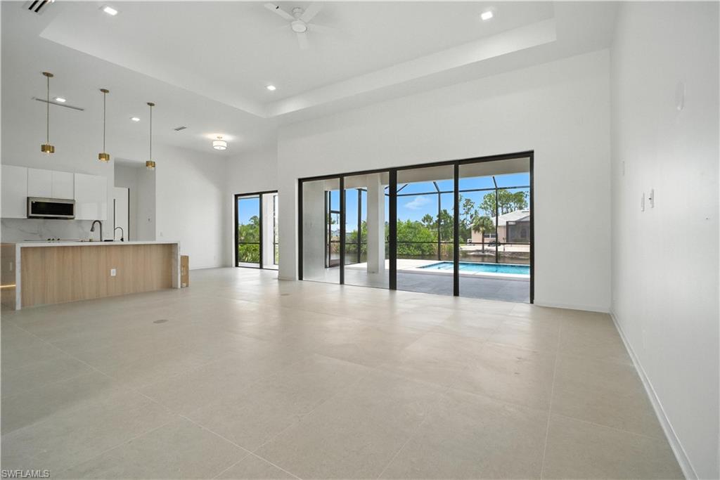 PORT CHARLOTTE - Residential