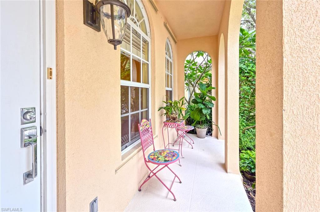 ISLAND WALK - Residential