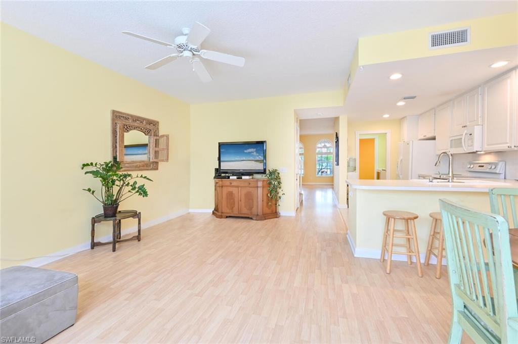 ISLAND WALK - Residential