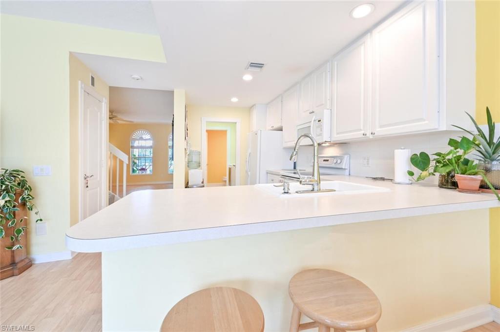 ISLAND WALK - Residential