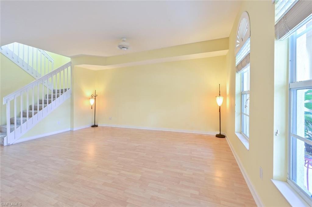 ISLAND WALK - Residential