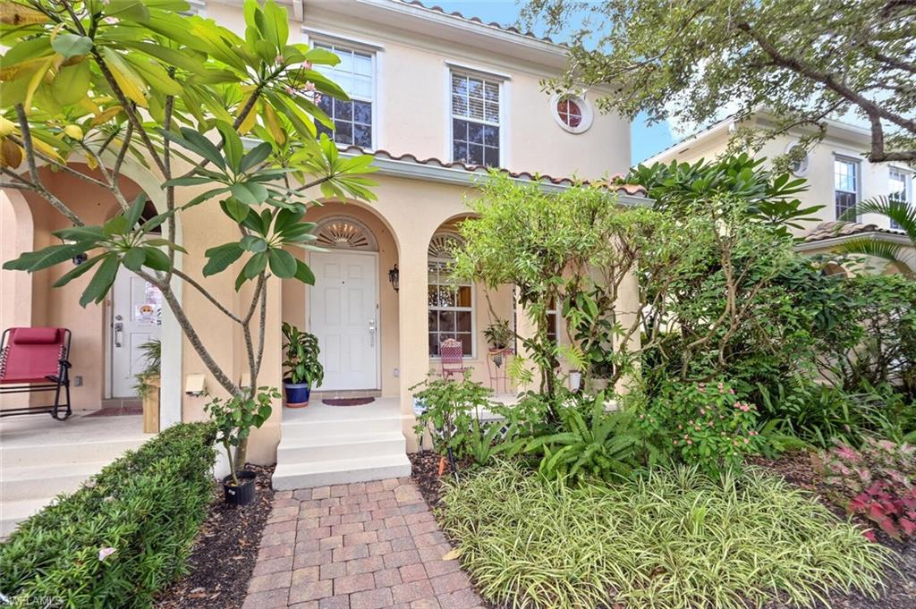 ISLAND WALK - Residential