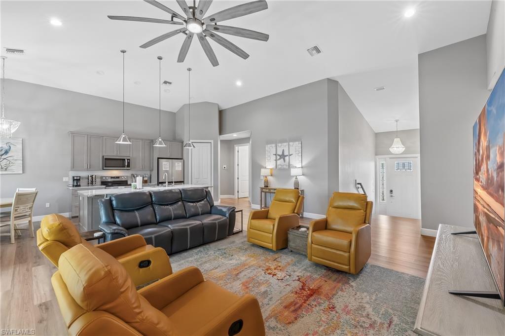 MCPHIE PARK - Residential