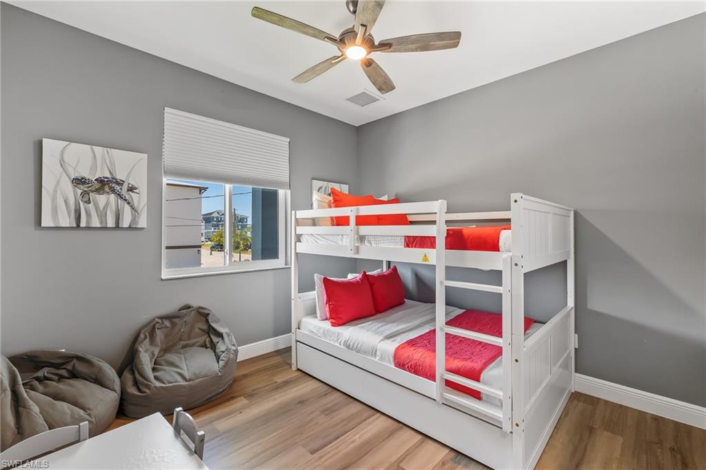 MCPHIE PARK - Residential