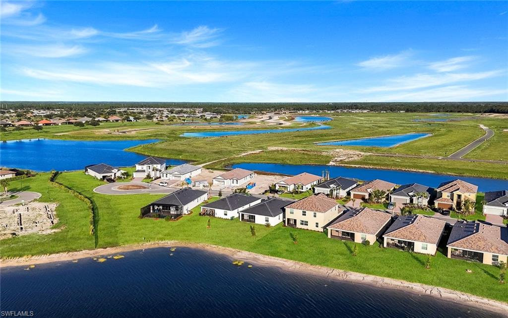 HAMPTON LAKES - Residential Lease