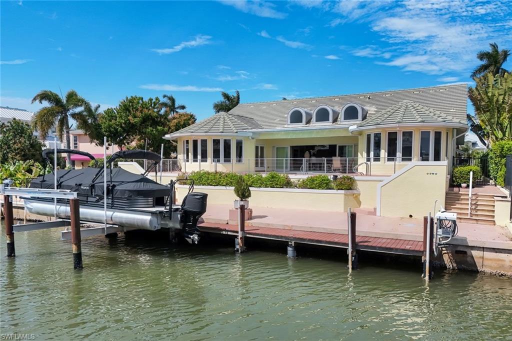 ROYAL HARBOR - Residential