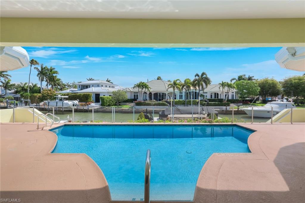 ROYAL HARBOR - Residential