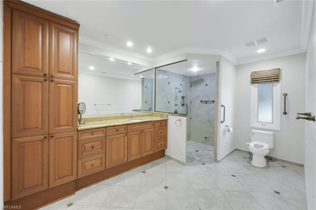 ROYAL HARBOR - Residential