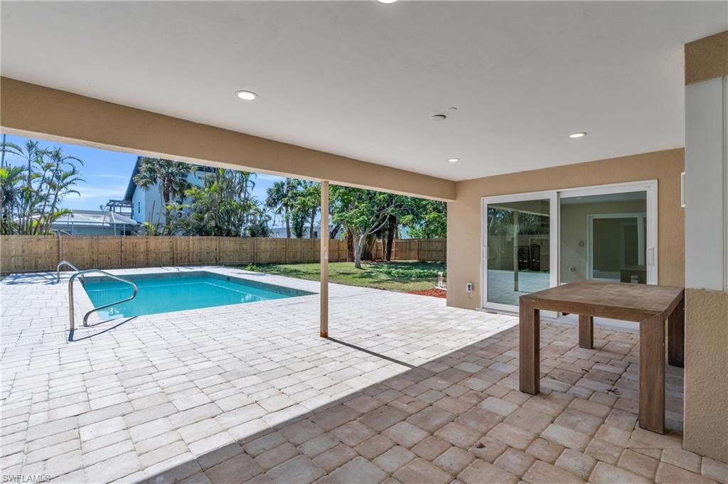 SANIBEL ISLES - Residential