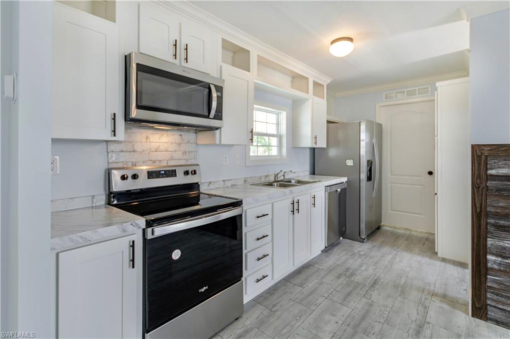 PINE ISLAND COVE - Residential