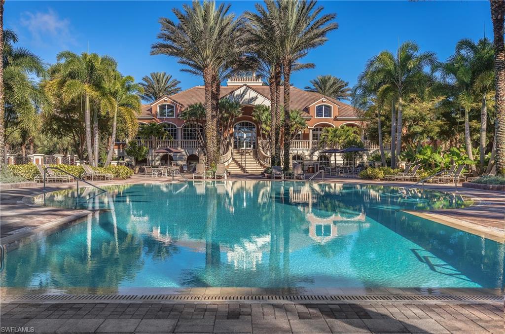 WESTLAKE COURT - Land