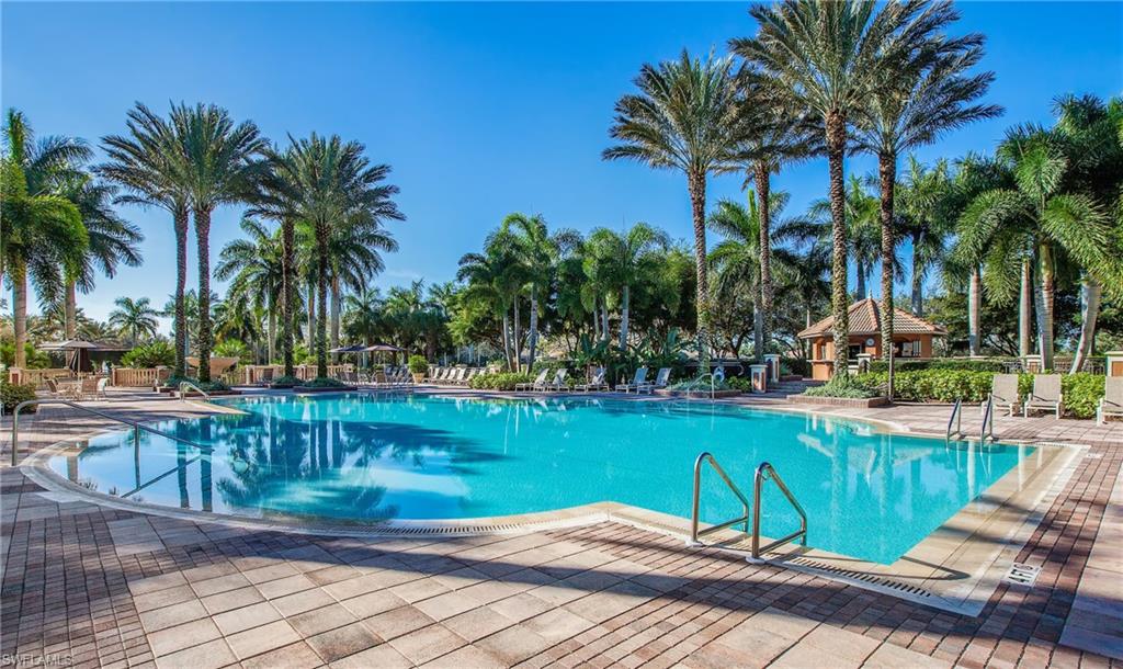 WESTLAKE COURT - Land