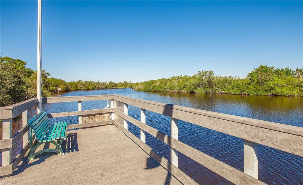 WESTLAKE COURT - Land