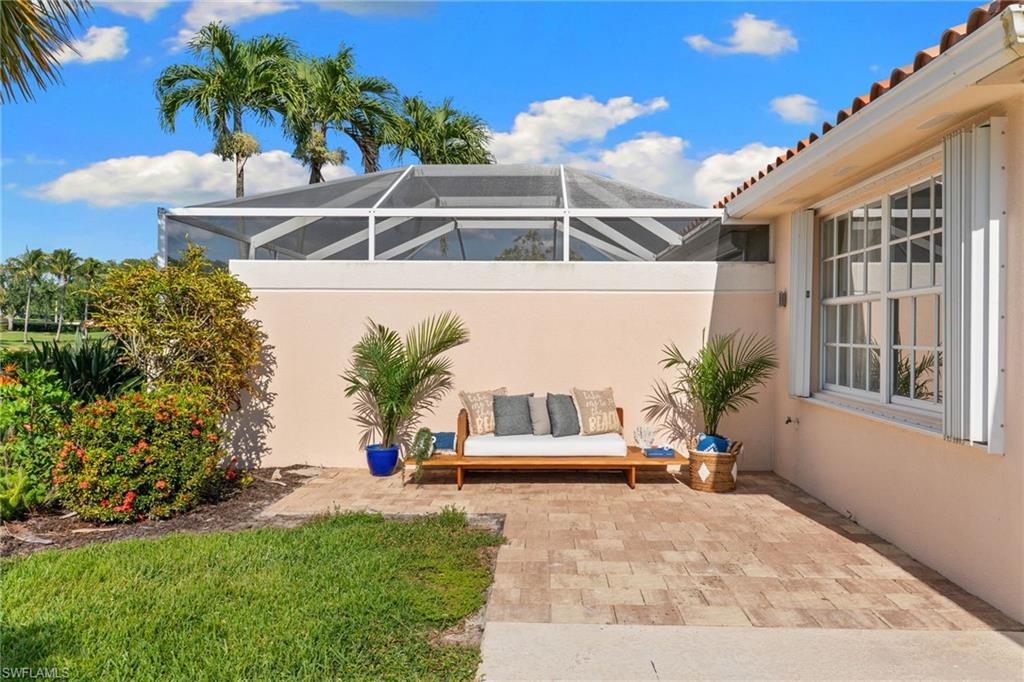 VILLAGE WALK - Residential