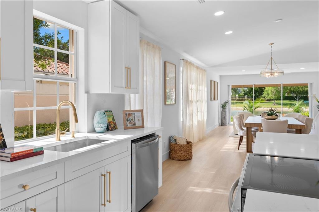 VILLAGE WALK - Residential