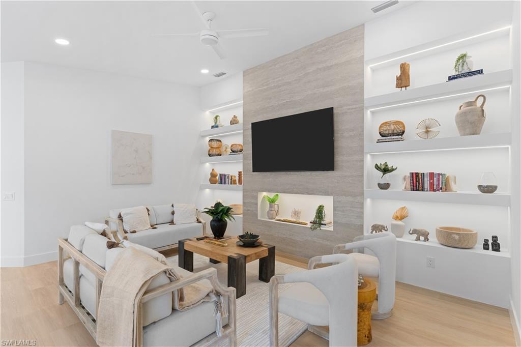 VILLAGE WALK - Residential