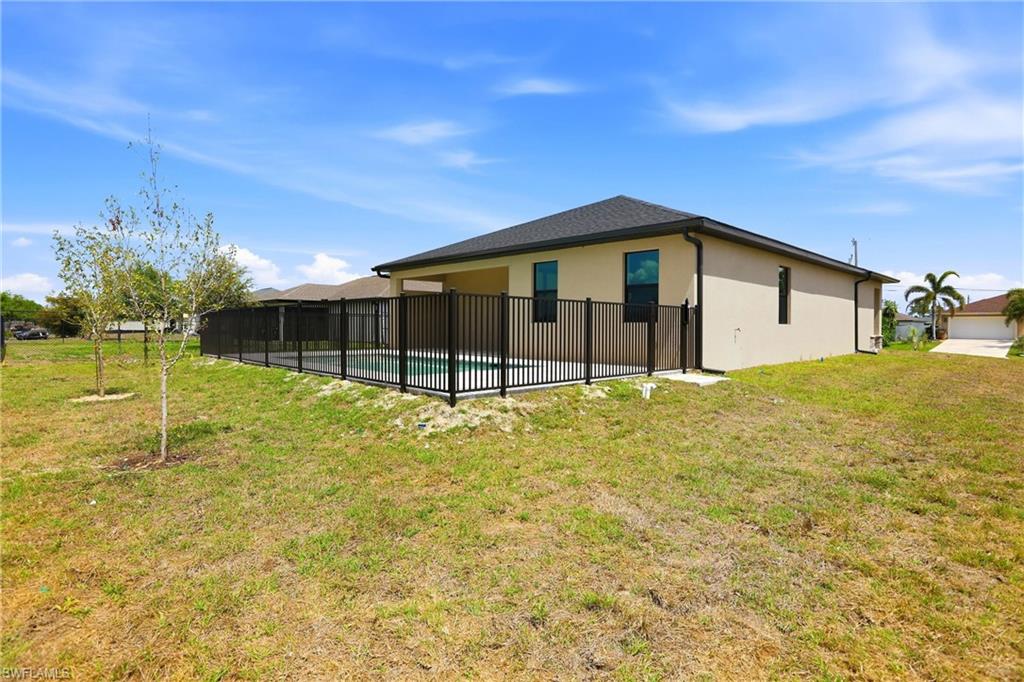 CAPE CORAL - Residential Lease