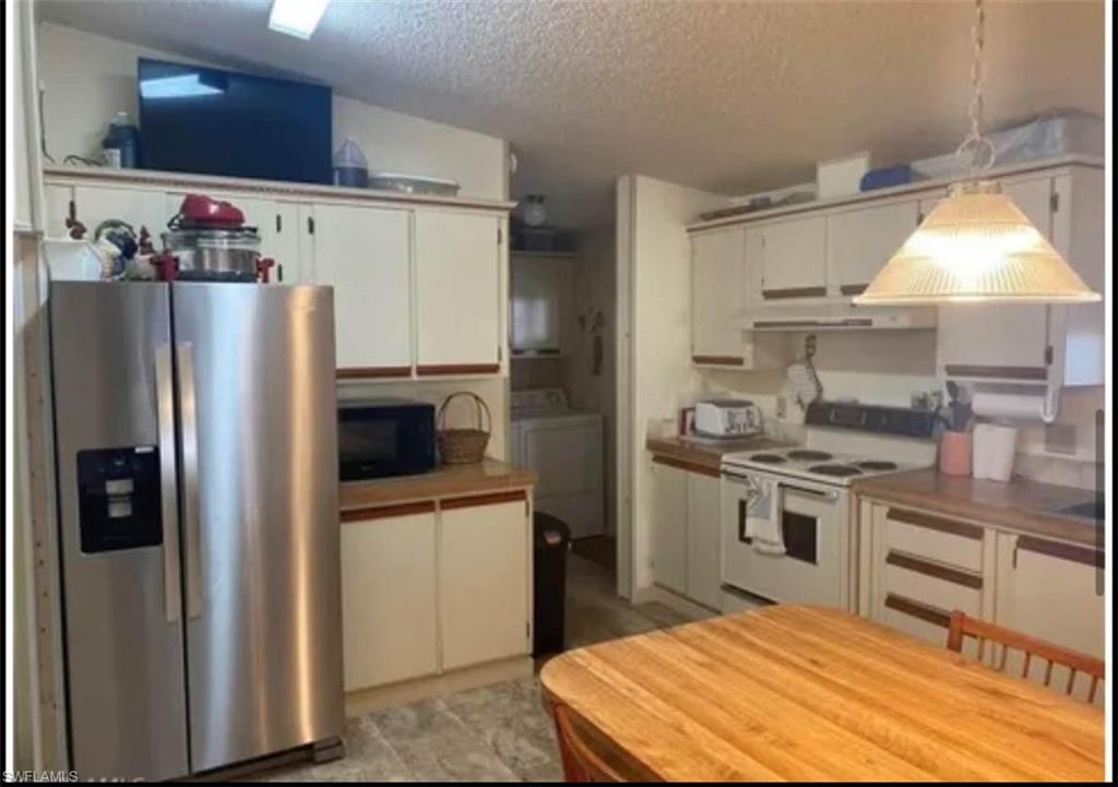 HORIZON VILLAGE - Residential Lease