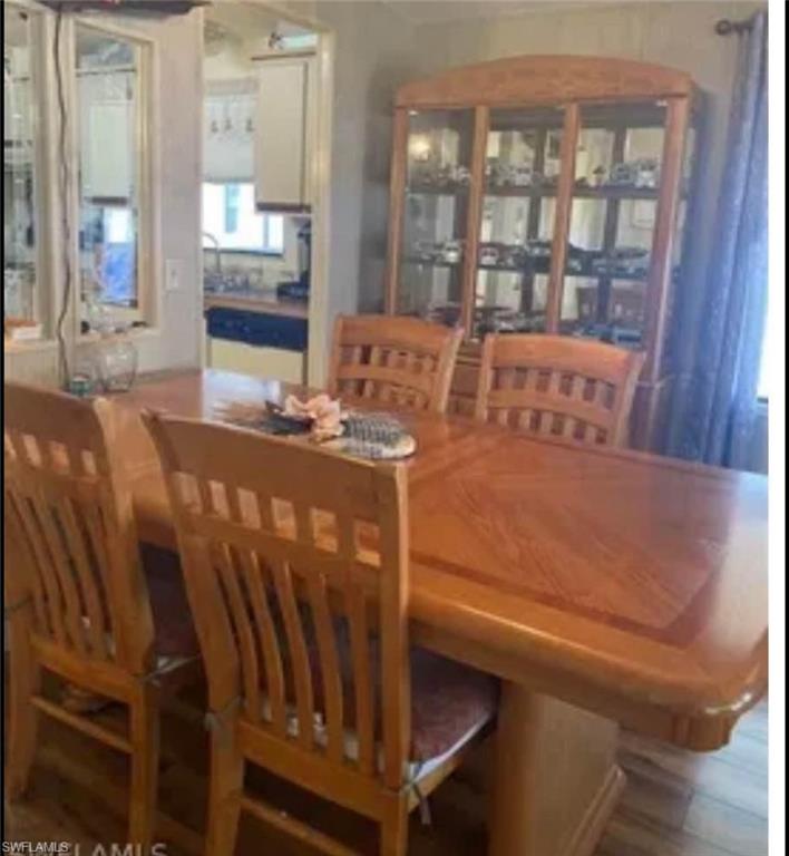 HORIZON VILLAGE - Residential Lease