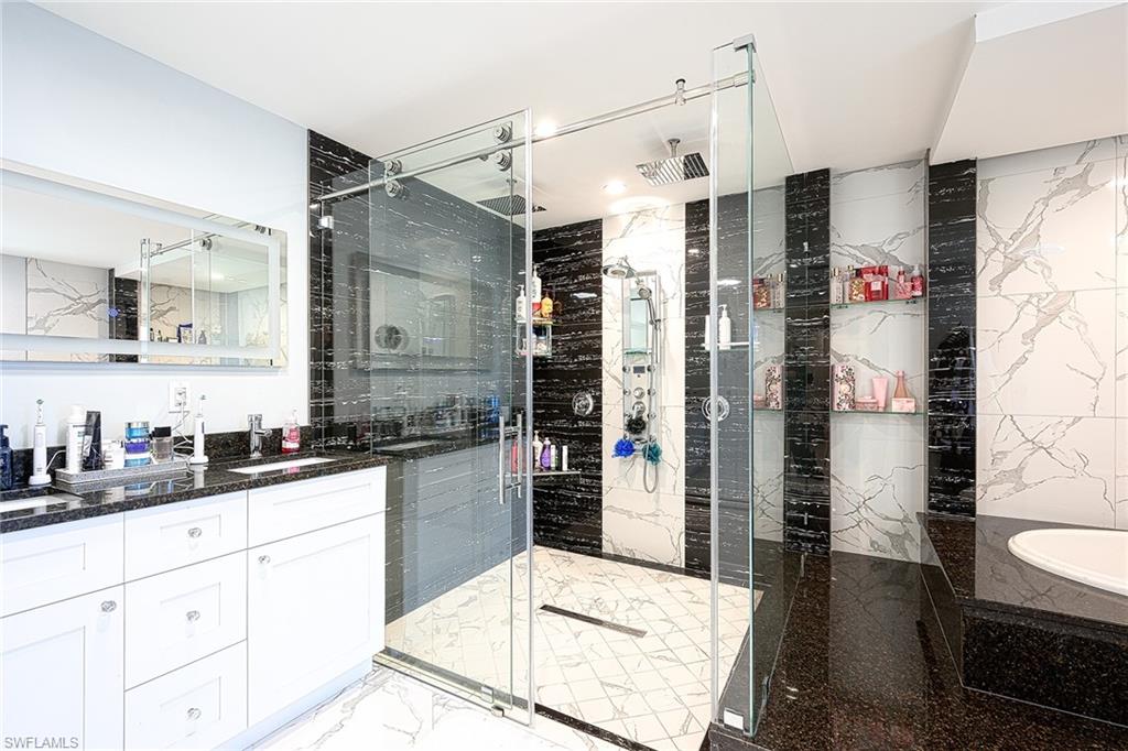 GOLDEN GATE CITY - Residential