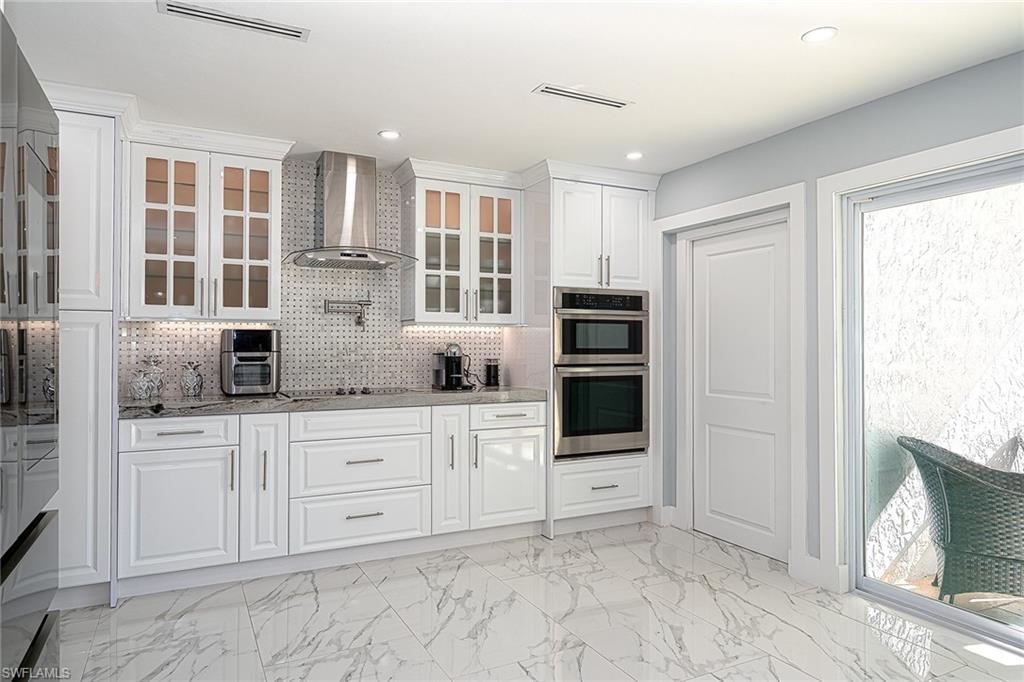 GOLDEN GATE CITY - Residential