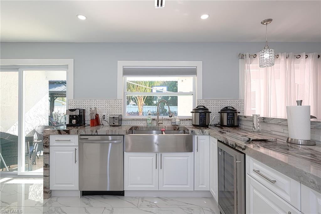 GOLDEN GATE CITY - Residential