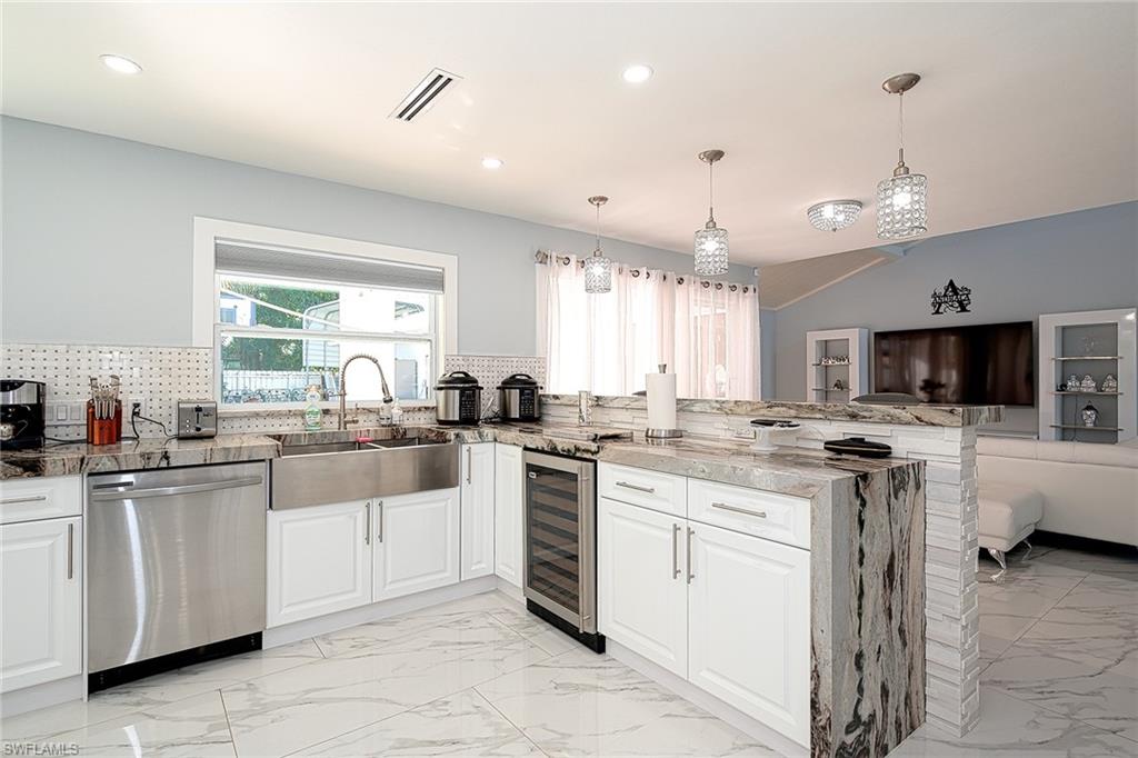 GOLDEN GATE CITY - Residential