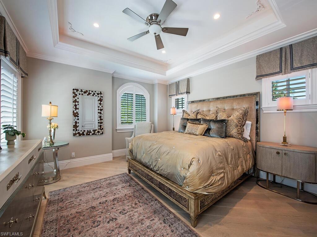 PARK SHORE - Residential