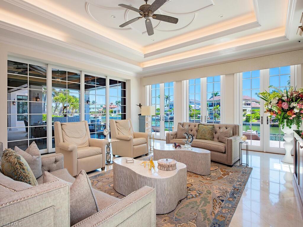 PARK SHORE - Residential