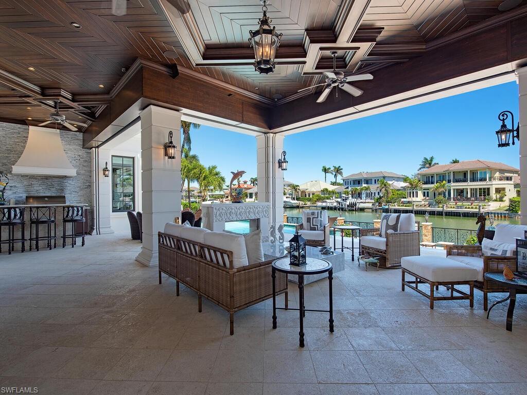 PARK SHORE - Residential