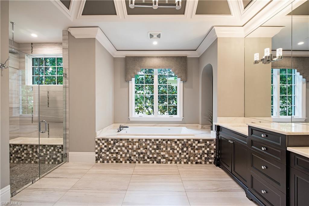 PARK SHORE - Residential