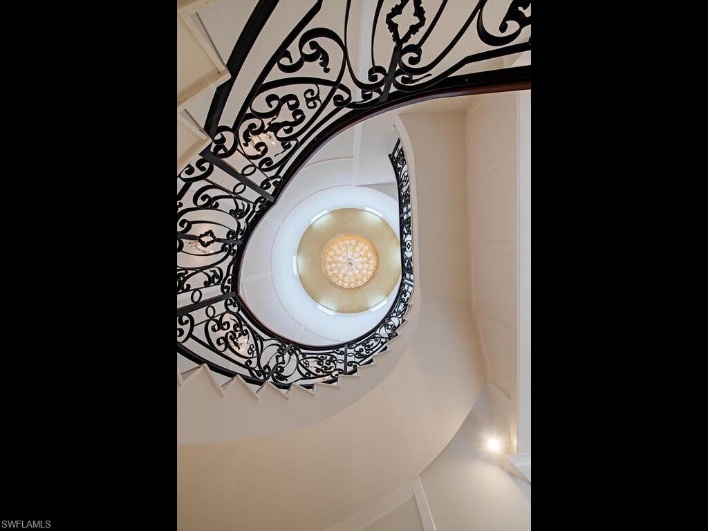 PARK SHORE - Residential