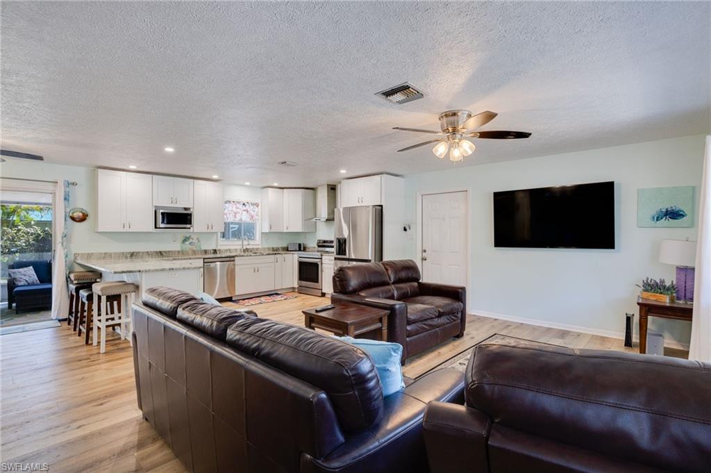 ISLAND ESTATE NORTH UNRECORDED SUBDIVISION - Residential