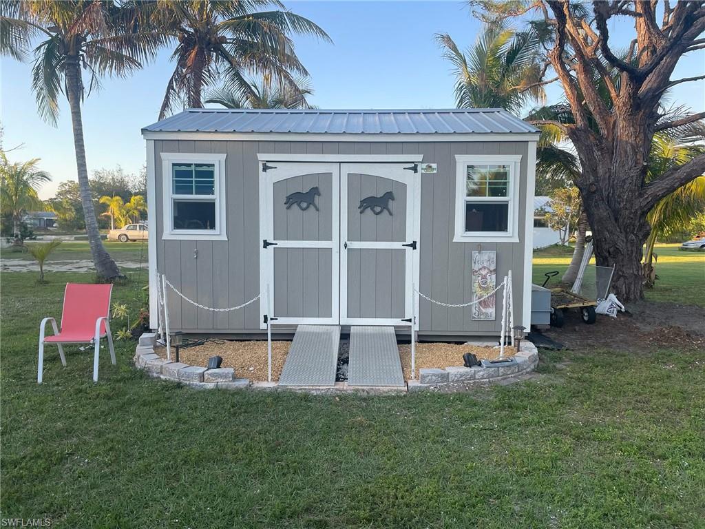 ISLAND ESTATE NORTH UNRECORDED SUBDIVISION - Residential