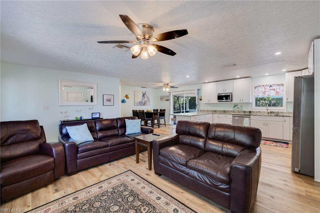 ISLAND ESTATE NORTH UNRECORDED SUBDIVISION - Residential