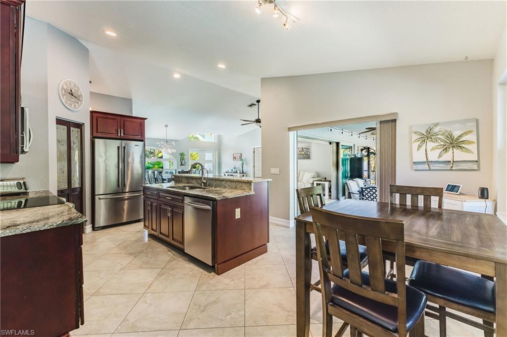 WOODLAND HOLLOW ESTATES - Residential