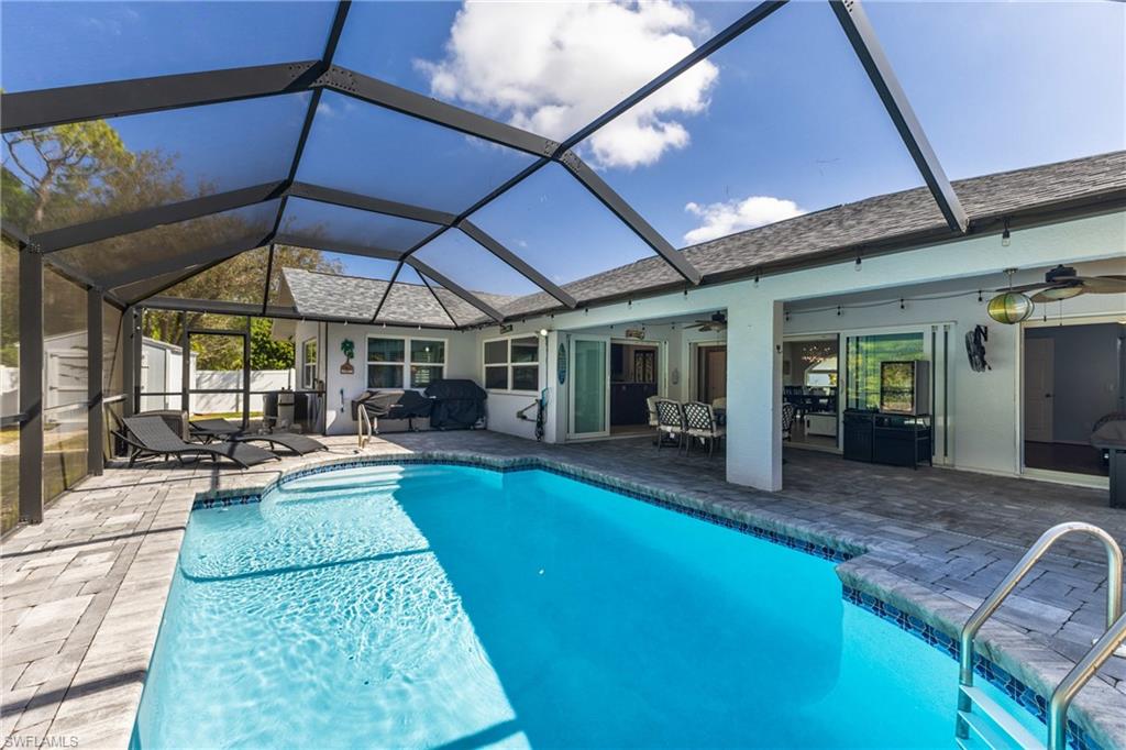 WOODLAND HOLLOW ESTATES - Residential