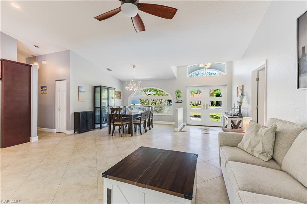 WOODLAND HOLLOW ESTATES - Residential