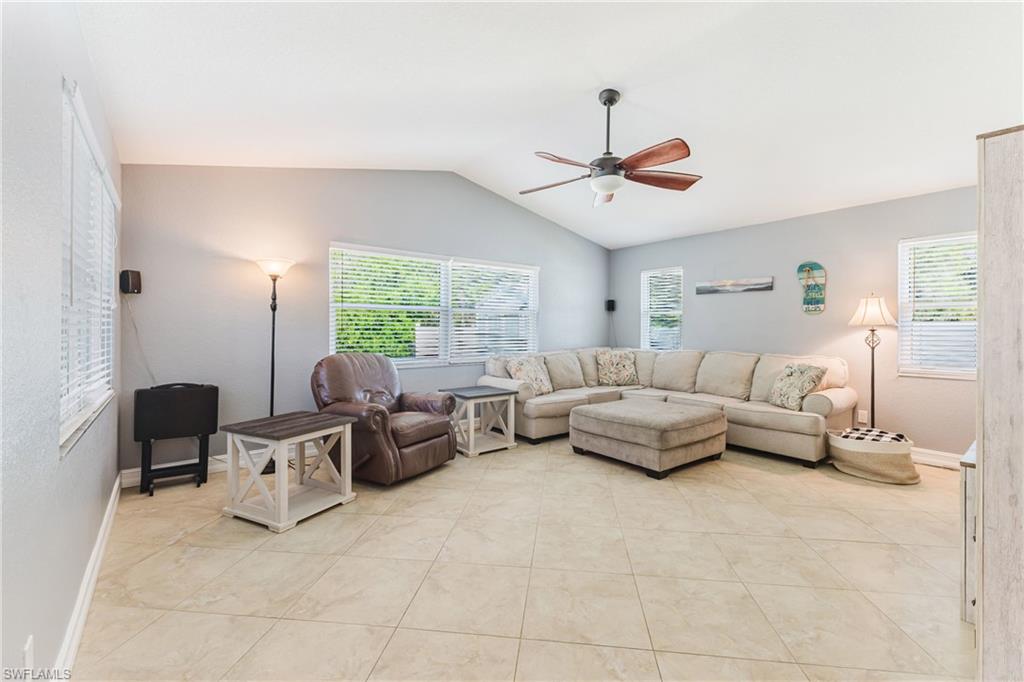 WOODLAND HOLLOW ESTATES - Residential