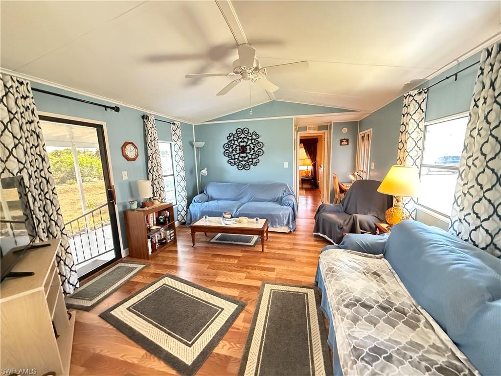 IMPERIAL BONITA ESTATES - Residential