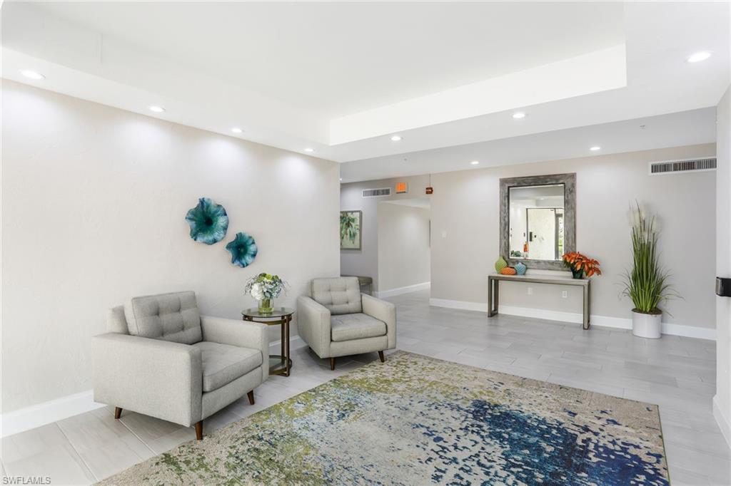 VANDERBILT BAY - Residential