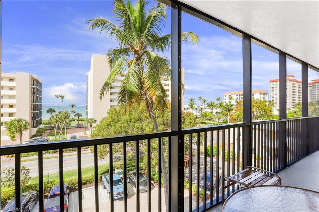 VANDERBILT BAY - Residential