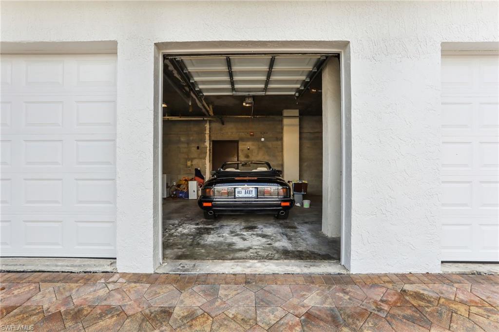 VANDERBILT BAY - Residential