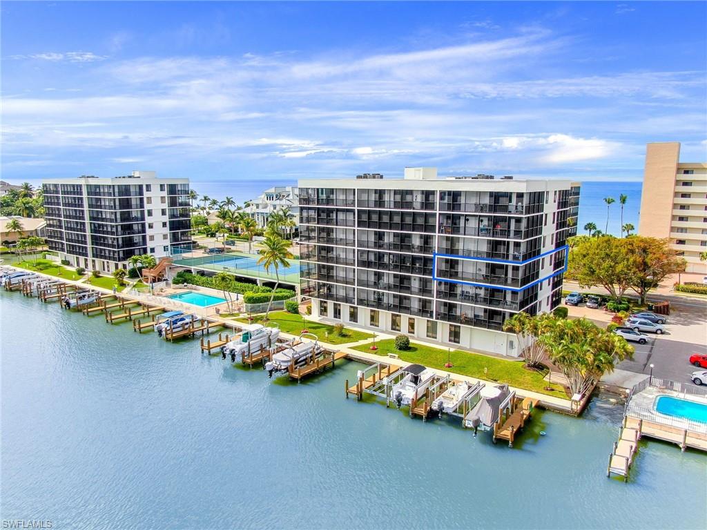 VANDERBILT BAY - Residential